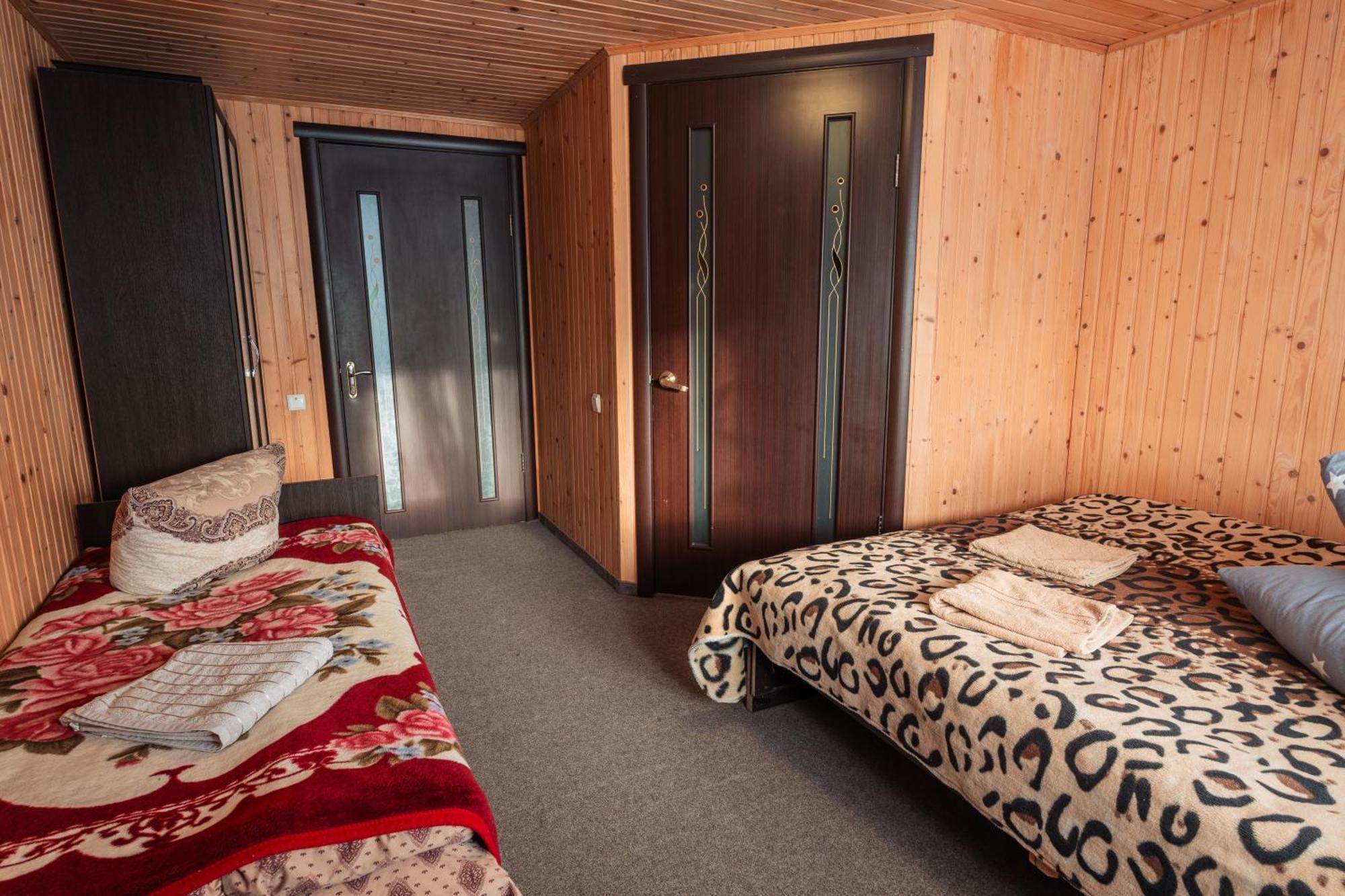 Гостьовий Дім "У Ані" Yablunytsya Room photo